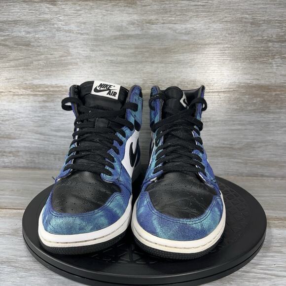 Nike Women's Air Jordan 1 Retro High OG Tie-Dye Sneakers Size 9 - Picture 2 of 8